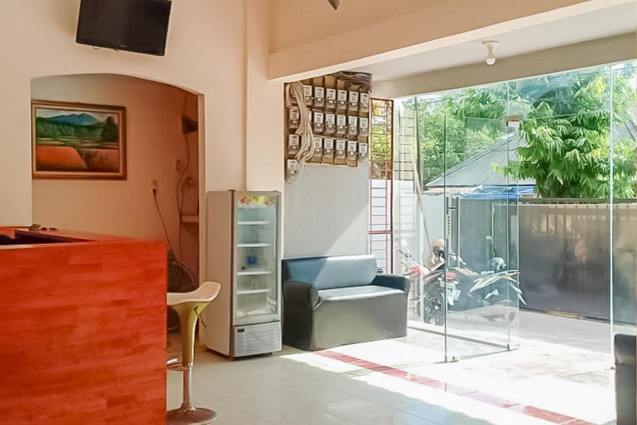 Waringin Residence Redpartner Medan Buitenkant foto
