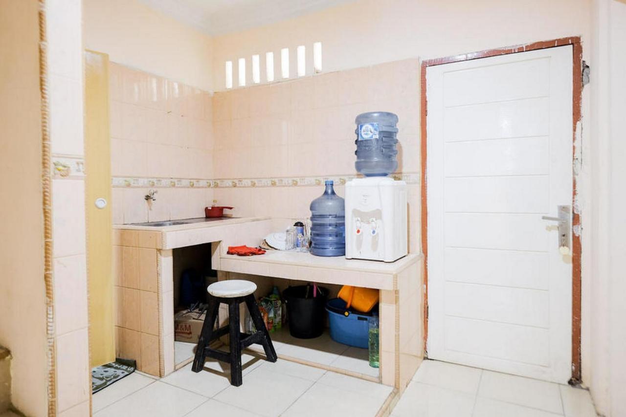 Waringin Residence Redpartner Medan Buitenkant foto